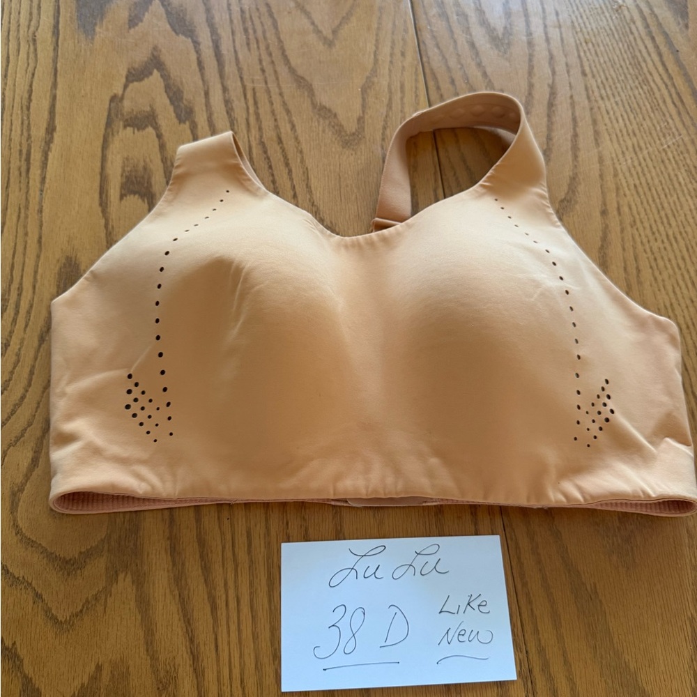 lululemon athletica Women's Sports Bra - 38d